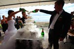 Горка из шампанского на свадьбу, праздник, корпоратив фото
